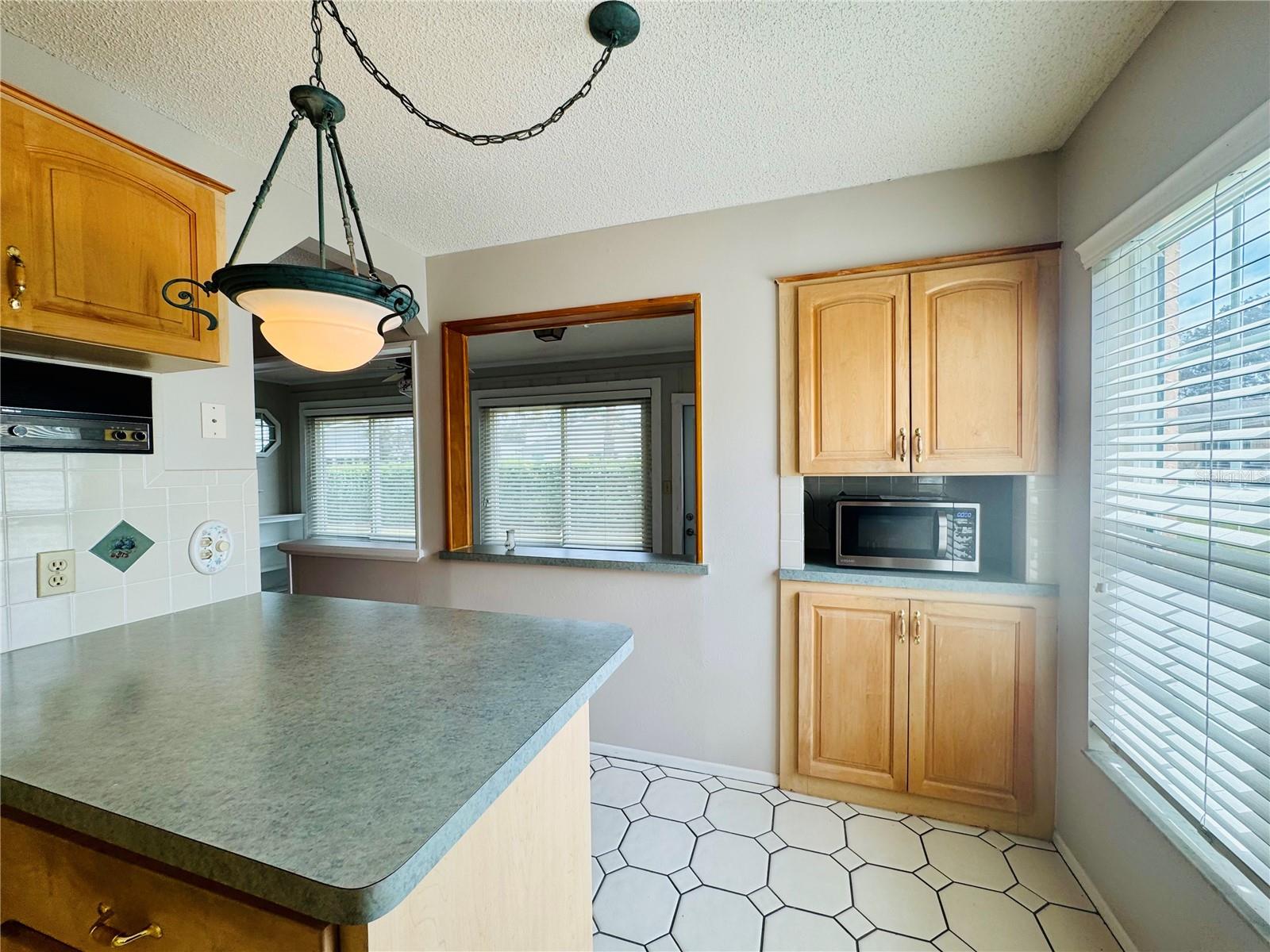 HERITAGE LAKE - Residential