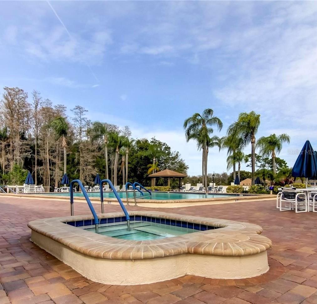 HERITAGE LAKE - Residential