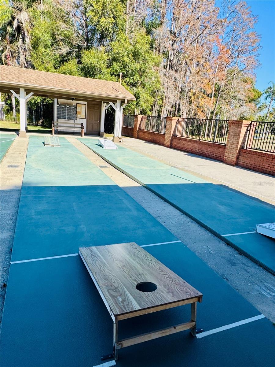 HERITAGE LAKE - Residential