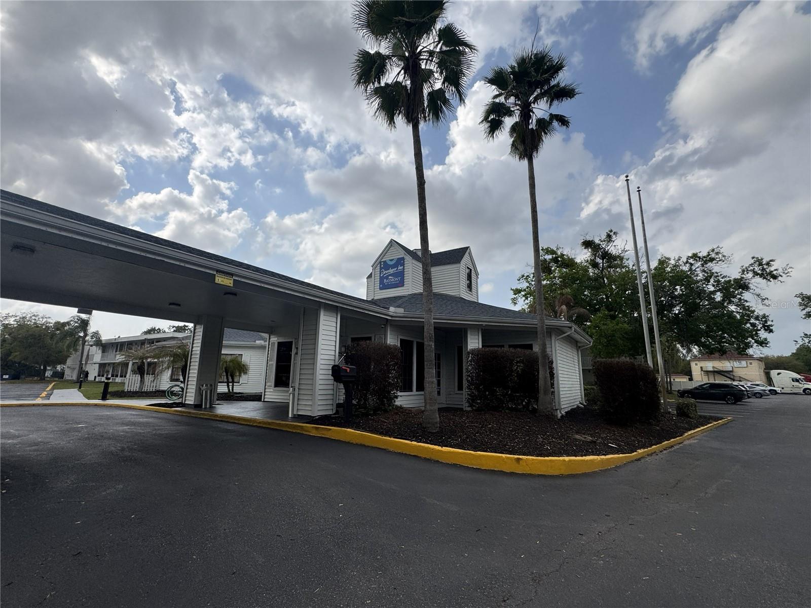 2930 POLYNESIAN ISLE BOULEVARD 105