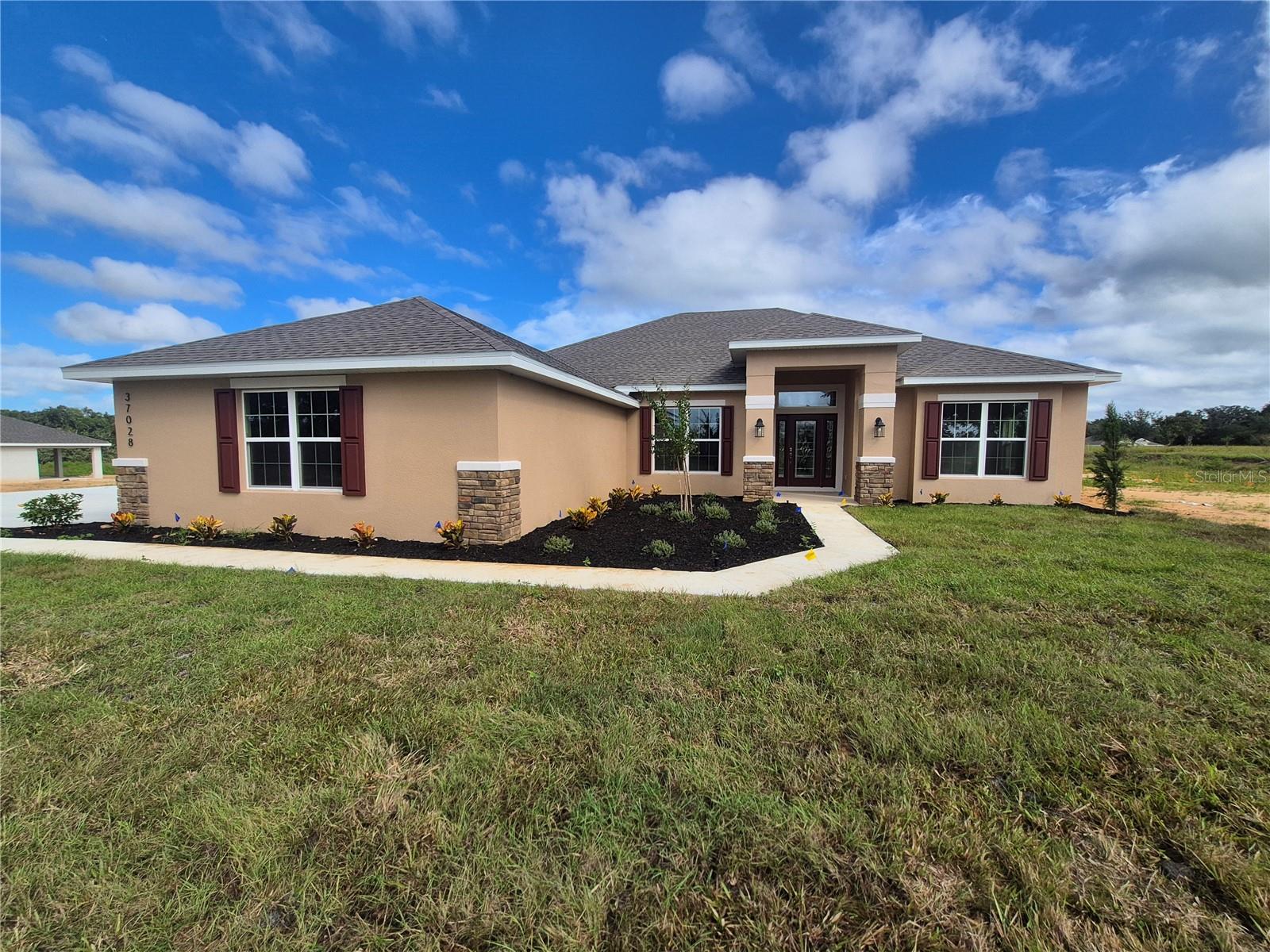 HILL COUNTRY ESTATES - Residential