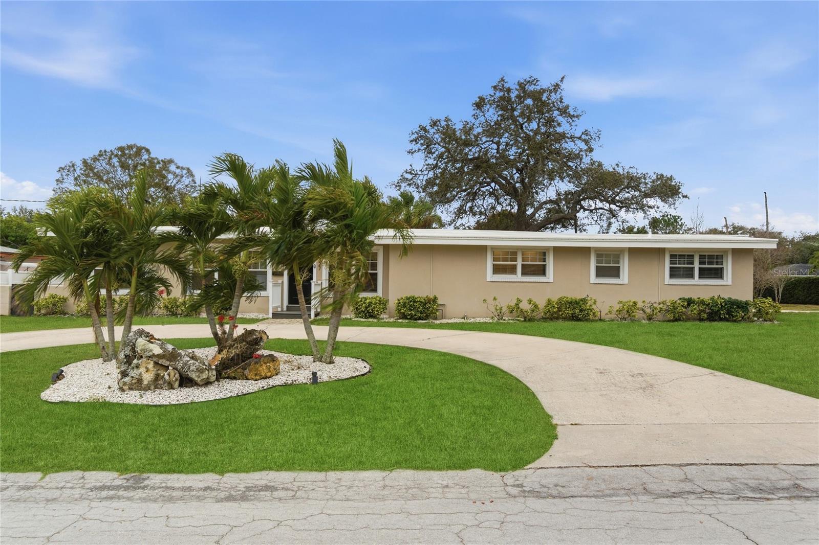 SHIRLEY MANOR SUB - Residential