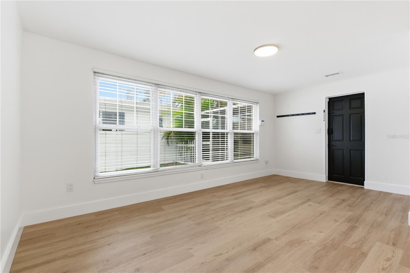 SHIRLEY MANOR SUB - Residential