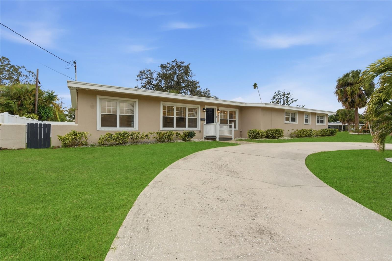 SHIRLEY MANOR SUB - Residential