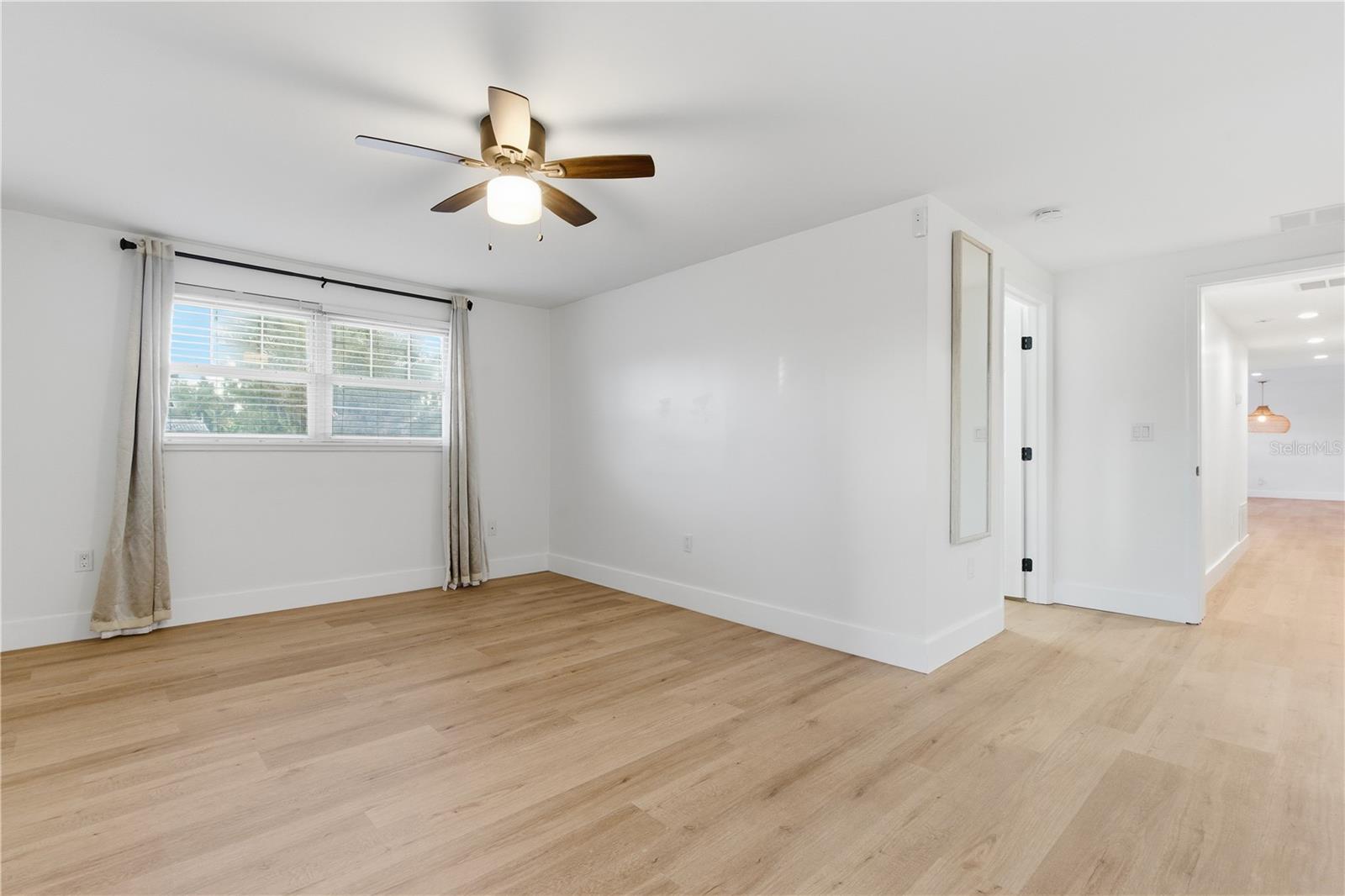 SHIRLEY MANOR SUB - Residential