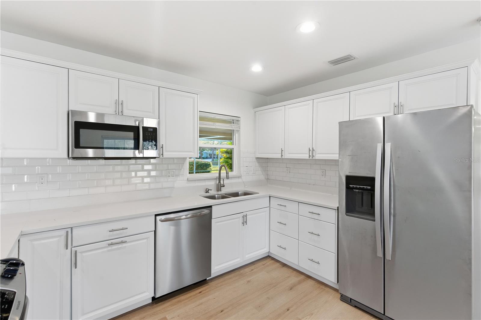 SHIRLEY MANOR SUB - Residential