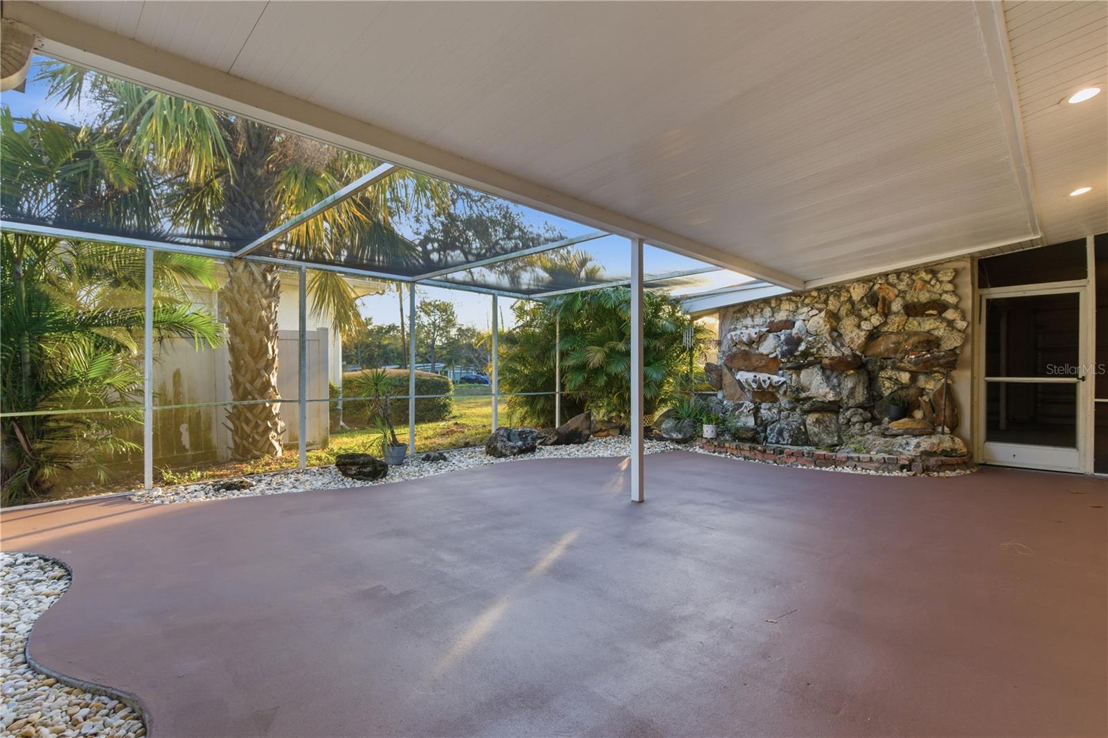 SHIRLEY MANOR SUB - Residential