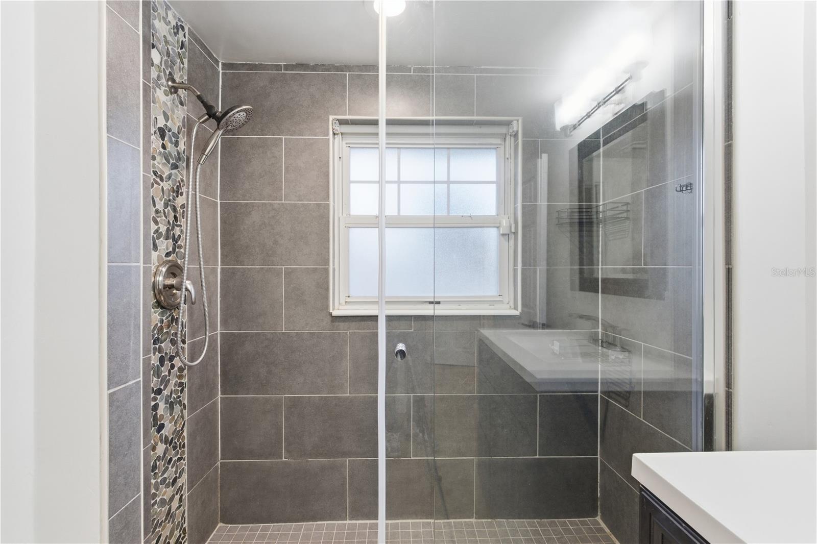 SHIRLEY MANOR SUB - Residential