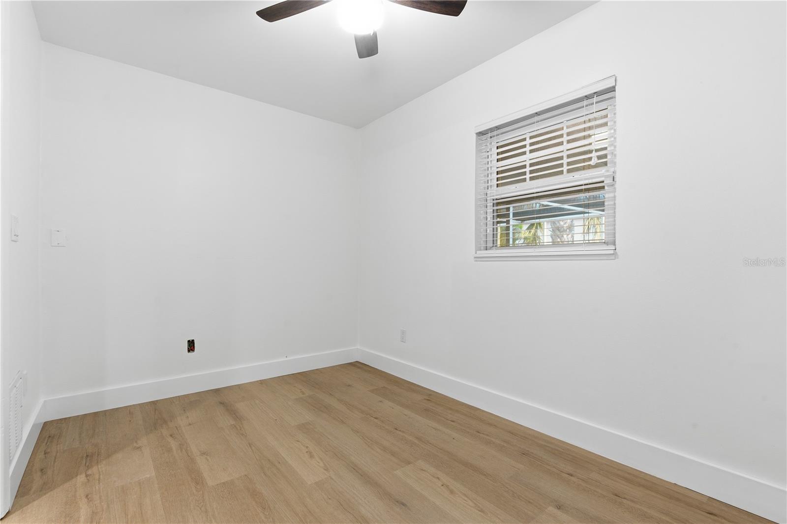 SHIRLEY MANOR SUB - Residential