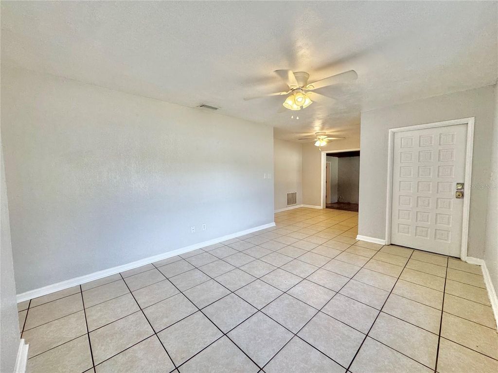 Photo of 3102 Elm Street, Winter Haven, FL 33881 (MLS # P4937411)