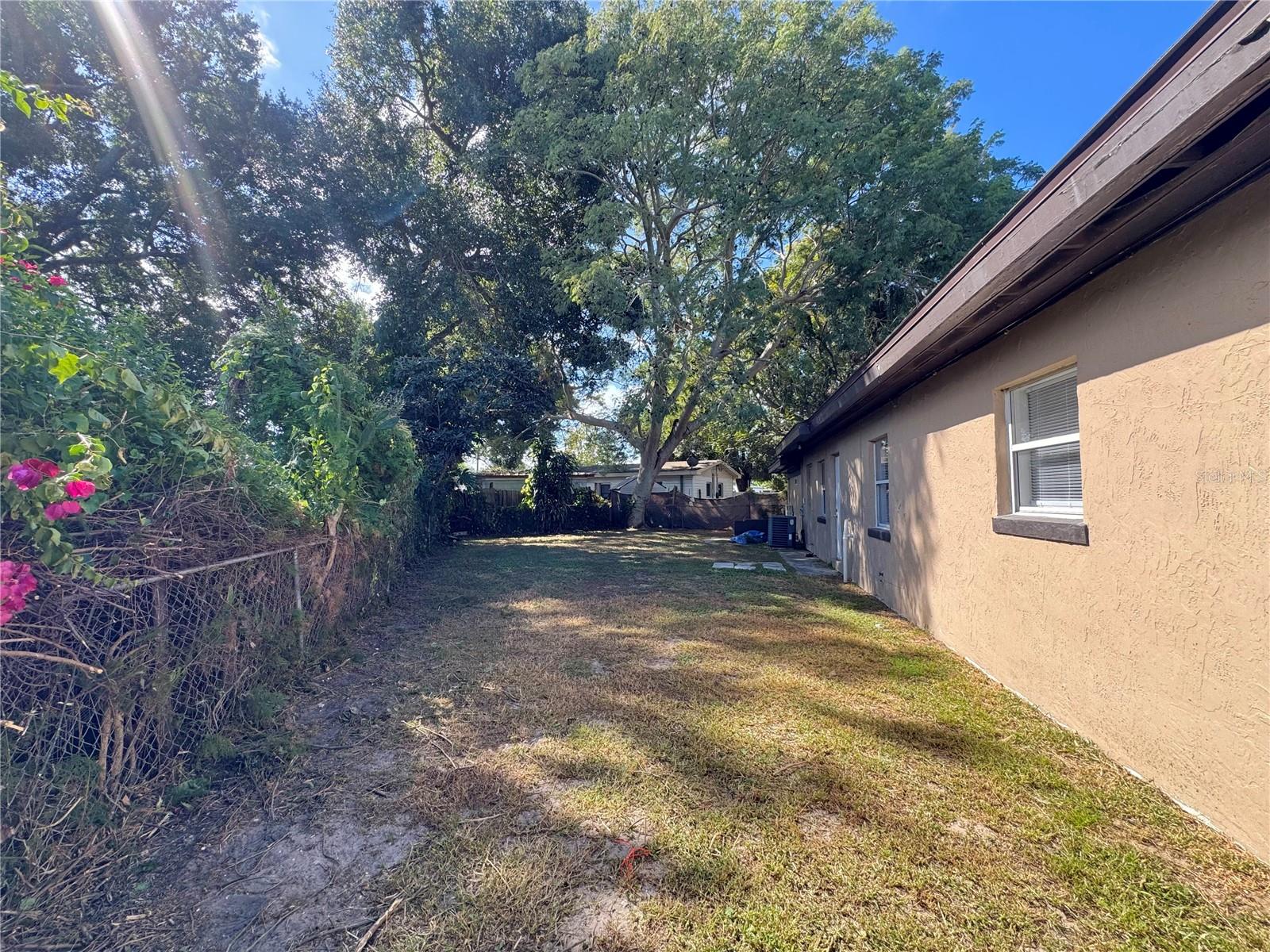 BILTMORE SHORES - Residential