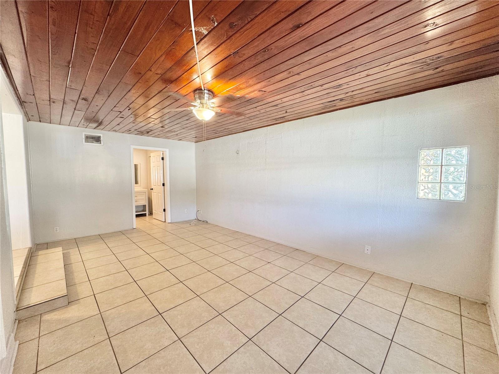 BILTMORE SHORES - Residential