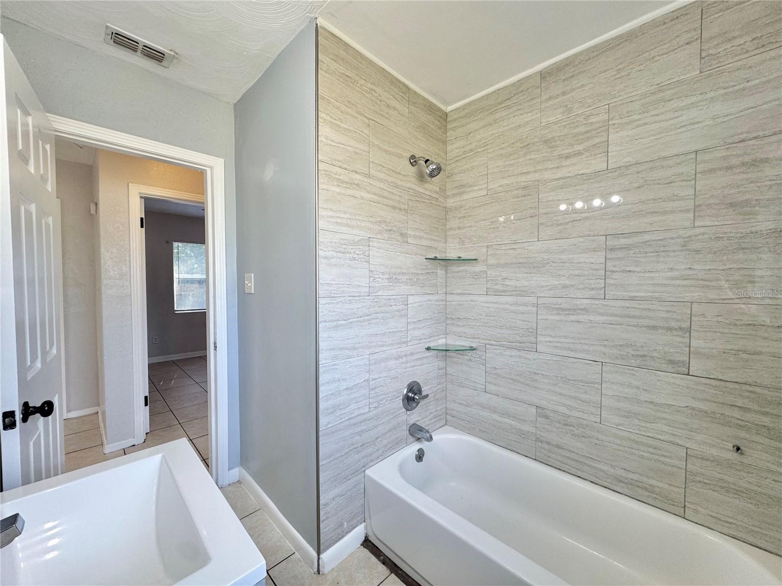 BILTMORE SHORES - Residential