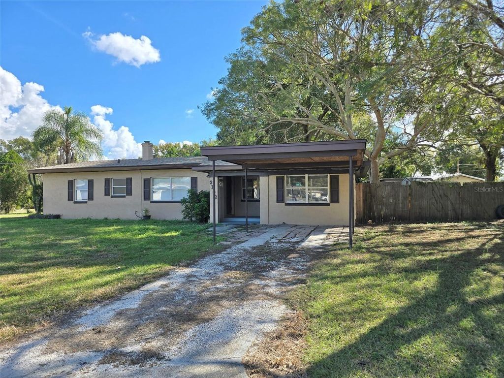 Photo of 3102 Elm Street, Winter Haven, FL 33881 (MLS # P4937411)