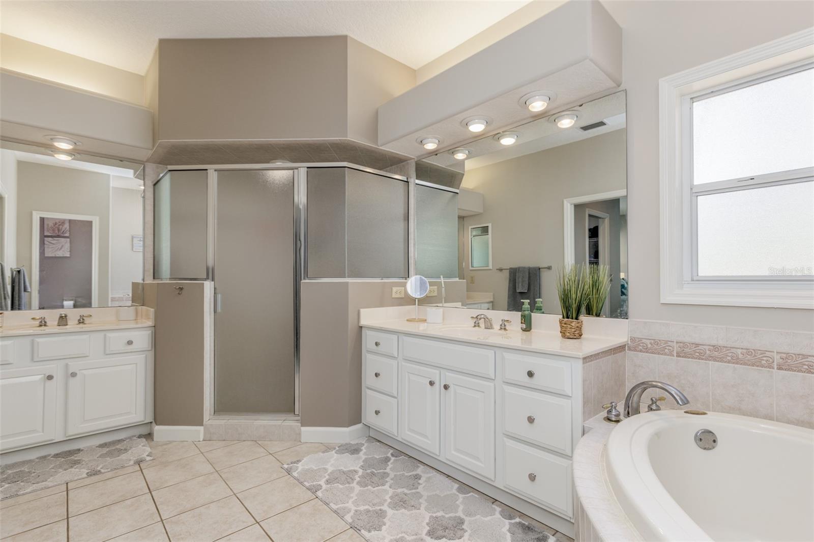 BLACK DIAMOND RANCH - Residential