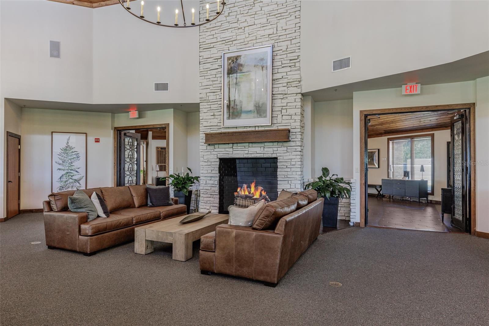 BLACK DIAMOND RANCH - Residential