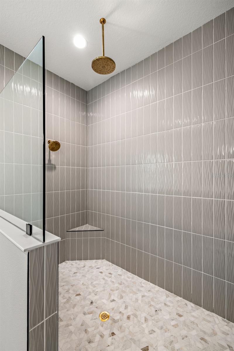 TWO RIVERS PCL C1A - Residential