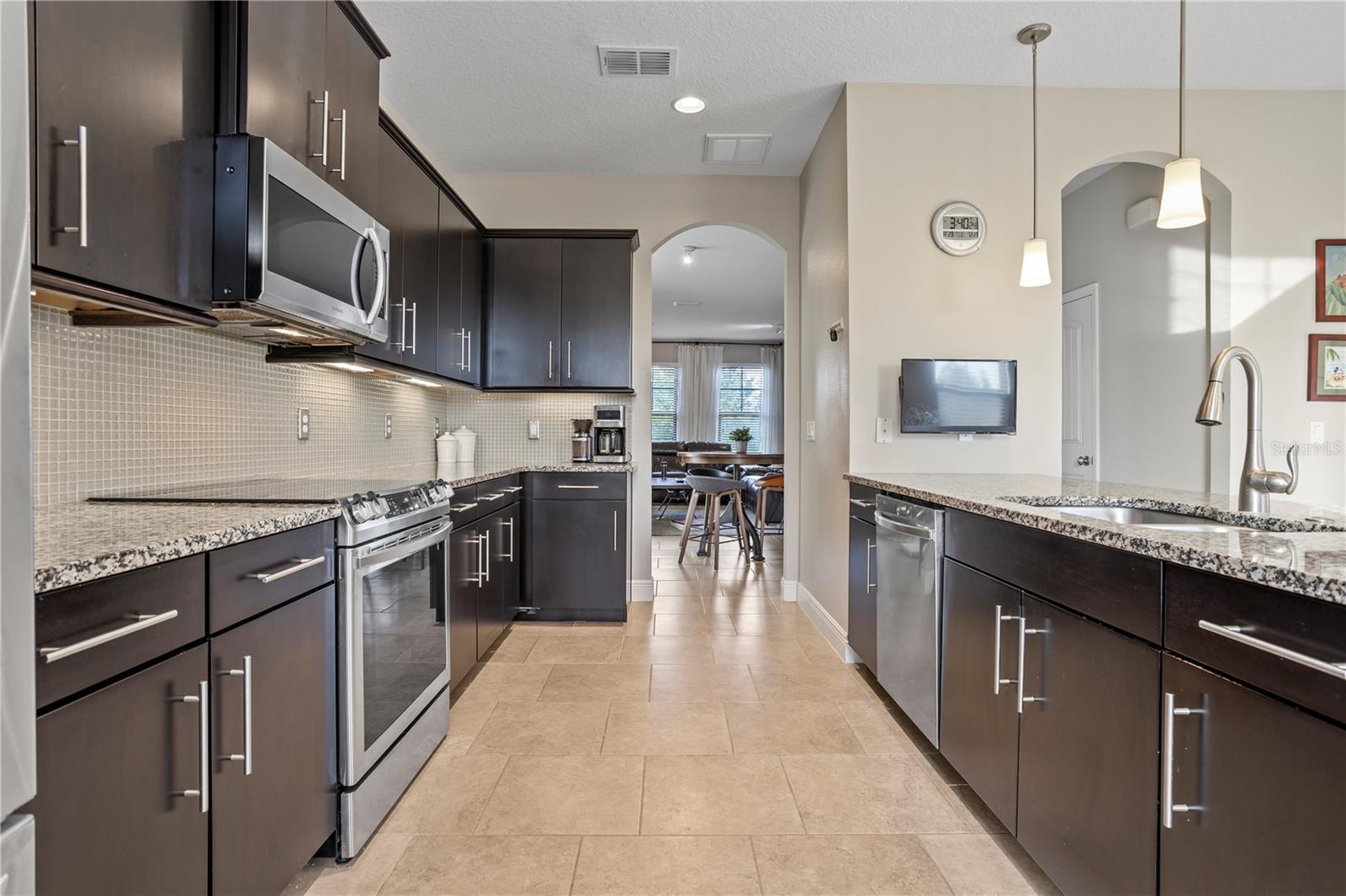 RAVINIA/EAST PARK - Residential