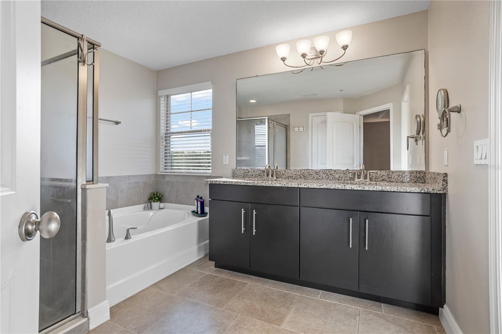 RAVINIA/EAST PARK - Residential