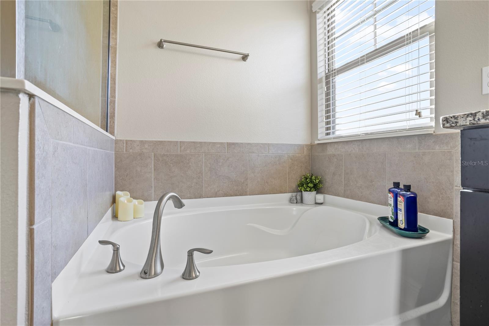 RAVINIA/EAST PARK - Residential