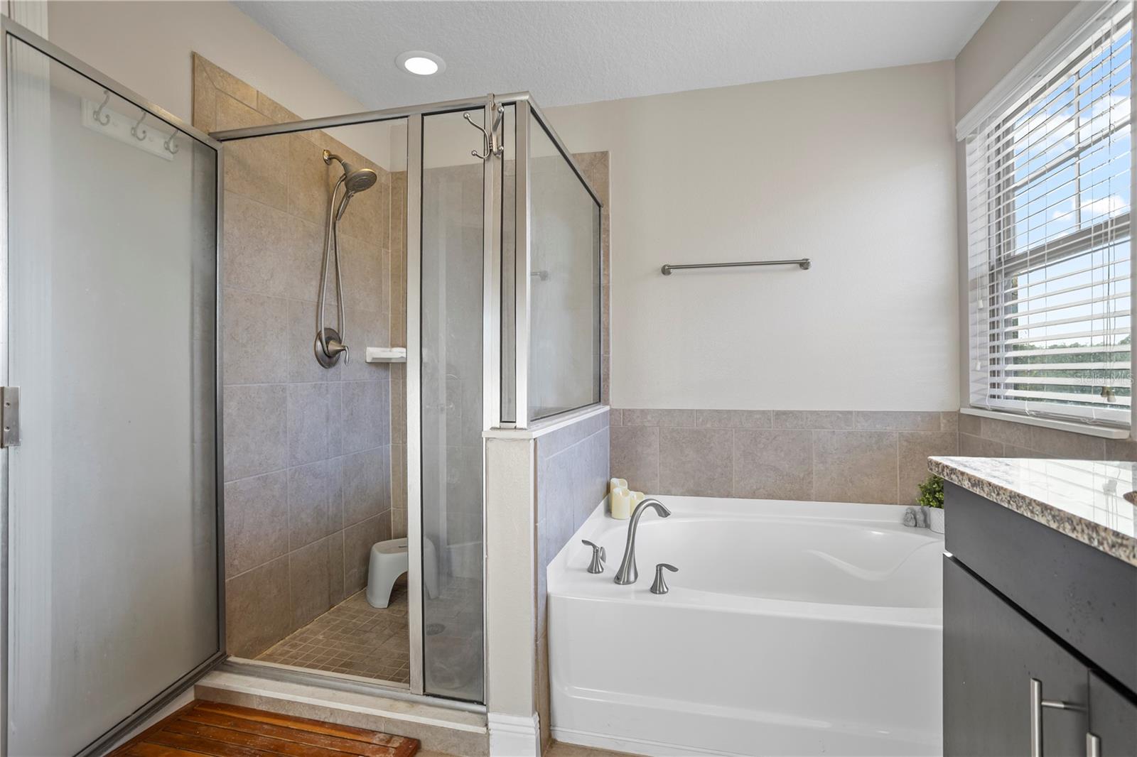 RAVINIA/EAST PARK - Residential