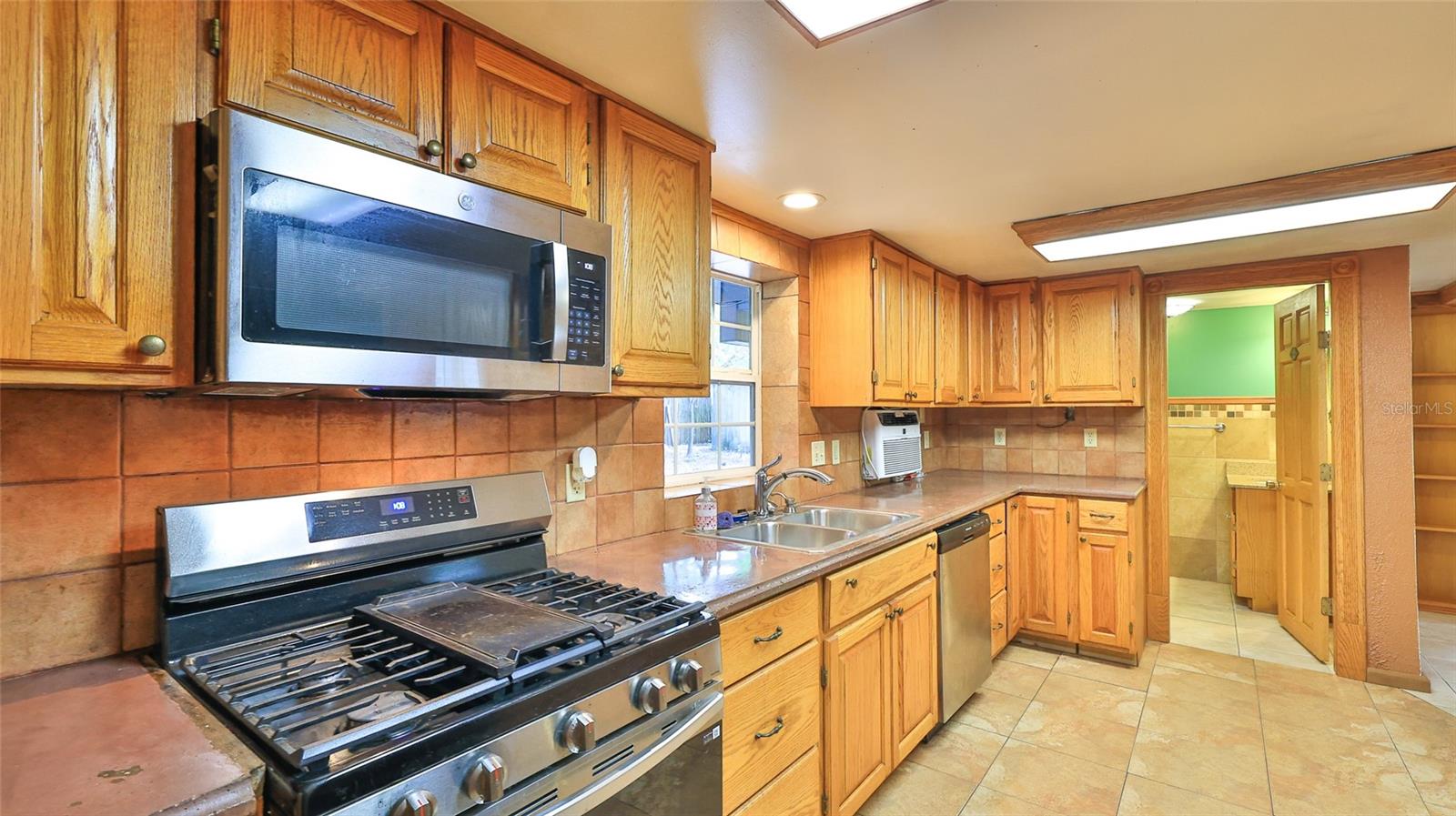 MAGNOLIA HEIGHTS - Residential
