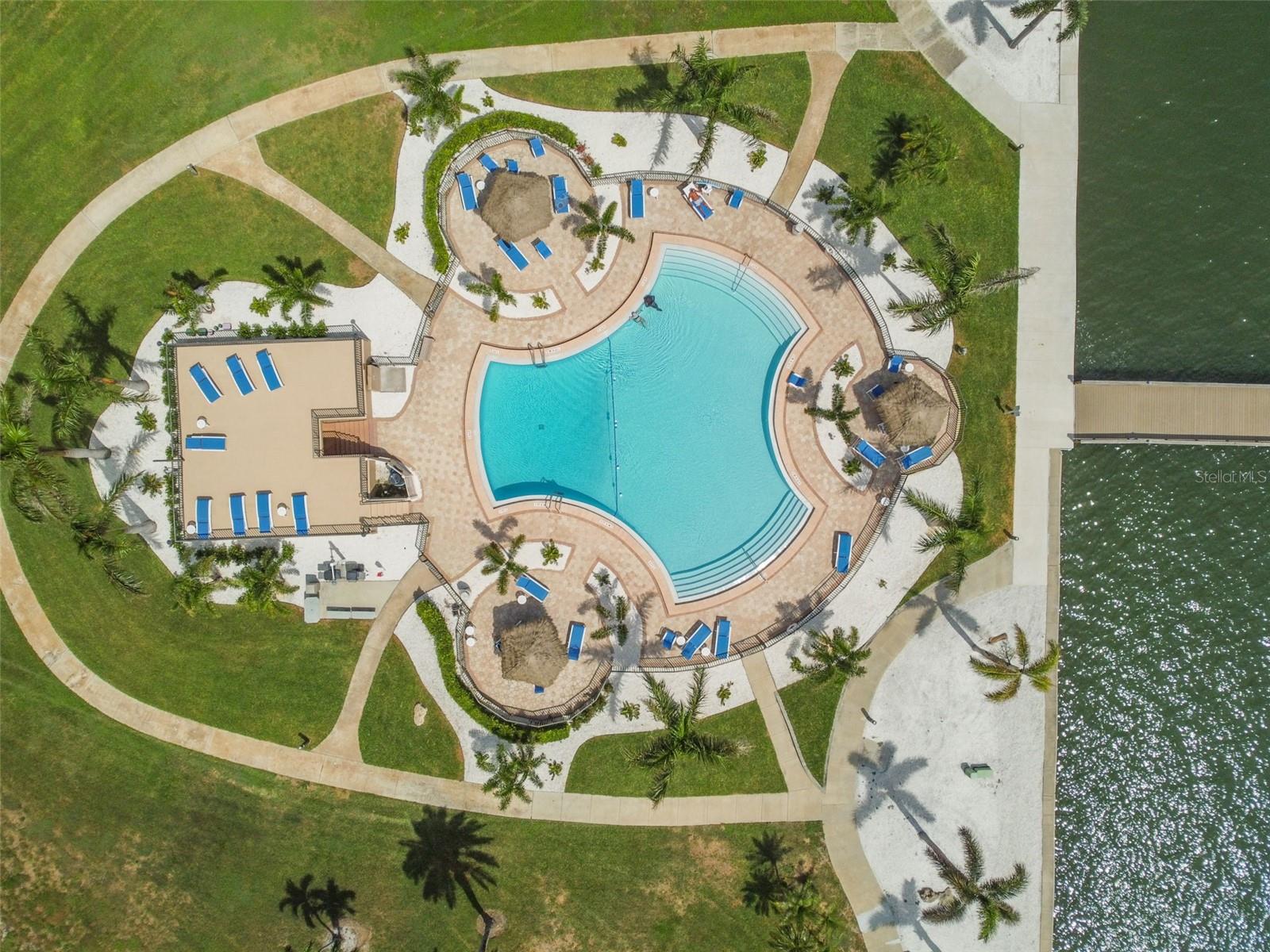 BAYWAY ISLES POINT BRITTANY THREE - Residential