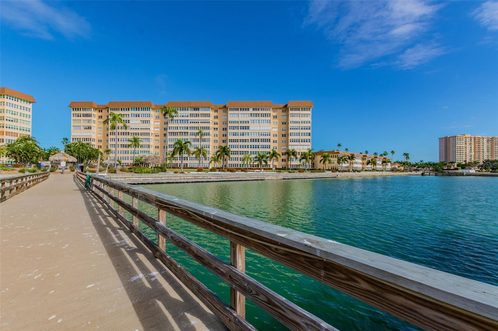 BAYWAY ISLES POINT BRITTANY THREE - Residential