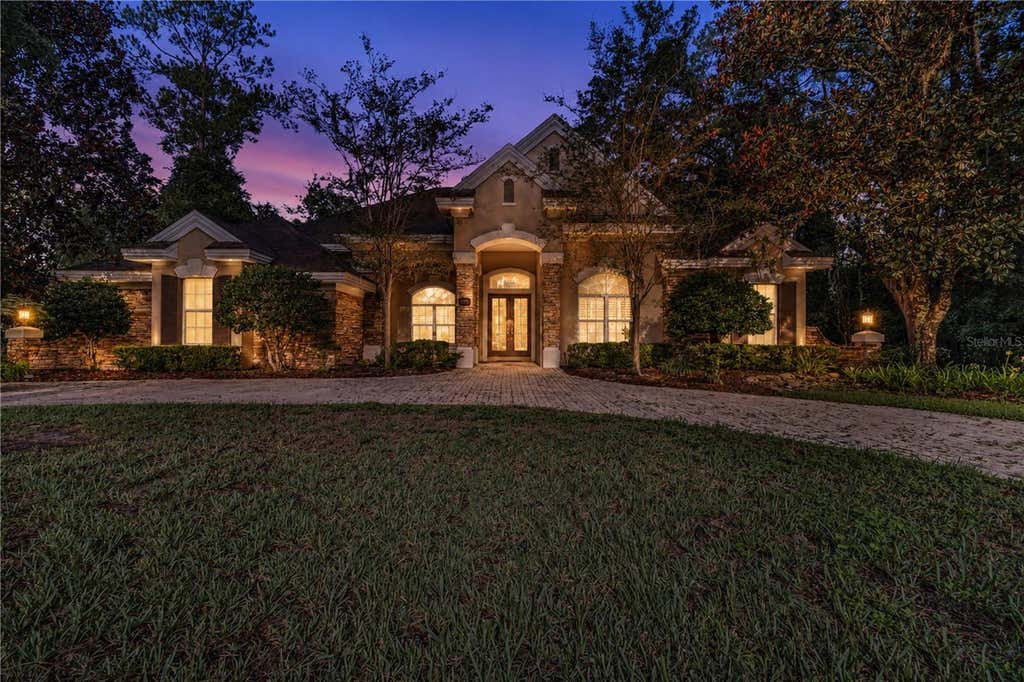 Photo of 5038 SE 6th Avenue, Ocala, FL 34480 (MLS # OM730337)