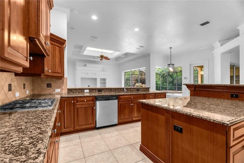 Tiny photo for 5038 SE 6th Avenue, Ocala, FL 34480 (MLS # OM730337)