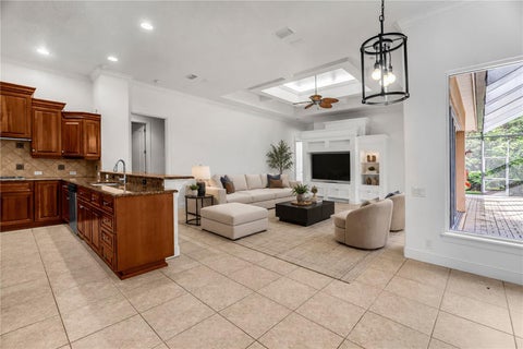 Tiny photo for 5038 SE 6th Avenue, Ocala, FL 34480 (MLS # OM730337)