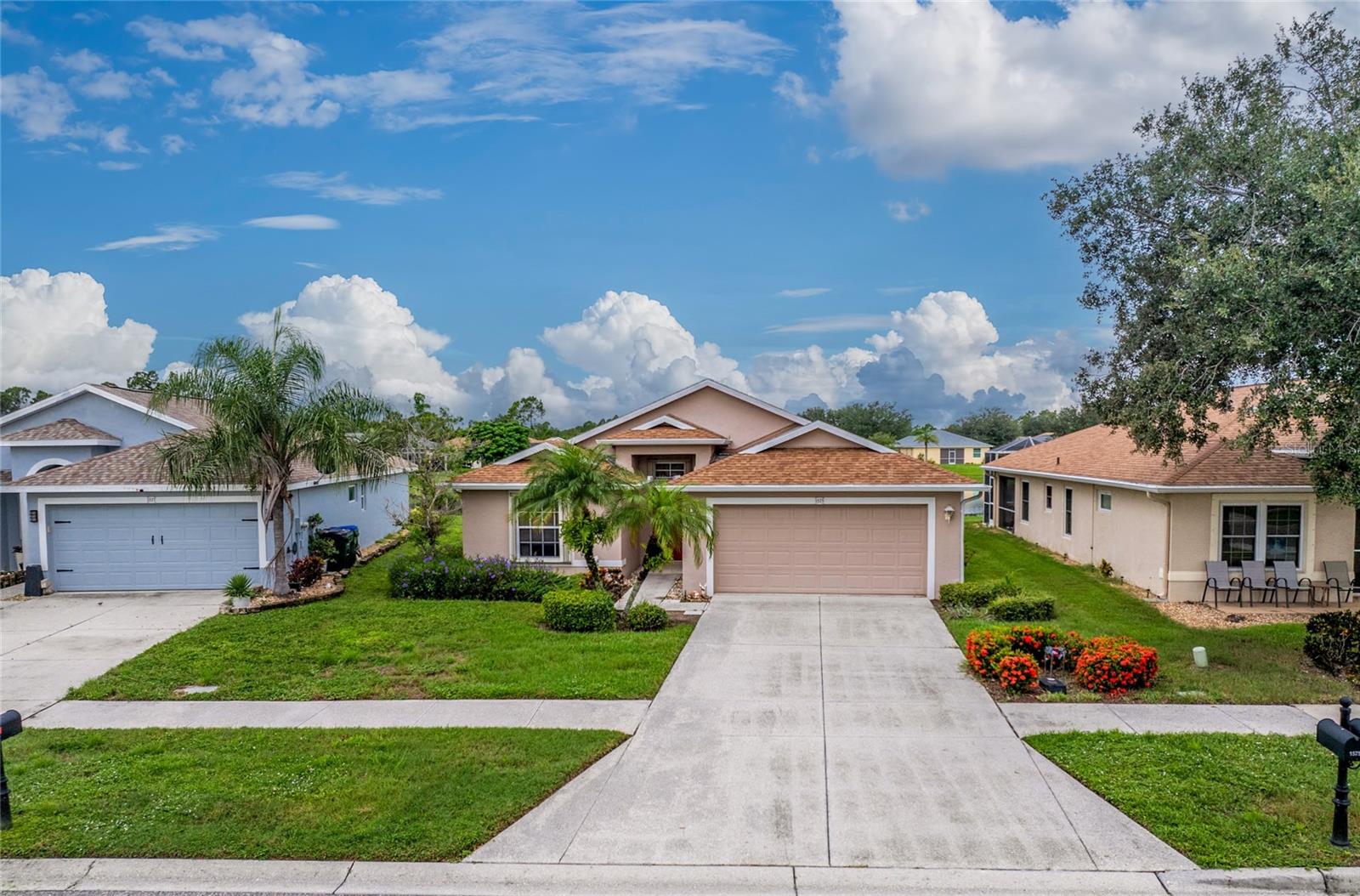 One or more photo(s) has been virtually staged. Welcome to Lakeside Plantation, a highly sought after friendly community, with abundent amentites! This home features 3 Bedrooms, 2 Full Baths, plus a Bonus Room that could be used for a Home Office or Flex Space. The Lanai in back looks over the Lake, and makes a perfect place to enjoy a morning coffee or evening cocktail. The Community Pool, Fitness Center, Clubhouse, Library and Card Room, Billiards, Tennis & Pickle Ball are a great start to making all sorts of new friendships! Whether you are a Full Time Resident, or looking for that Winter escape, look no further. This is it!