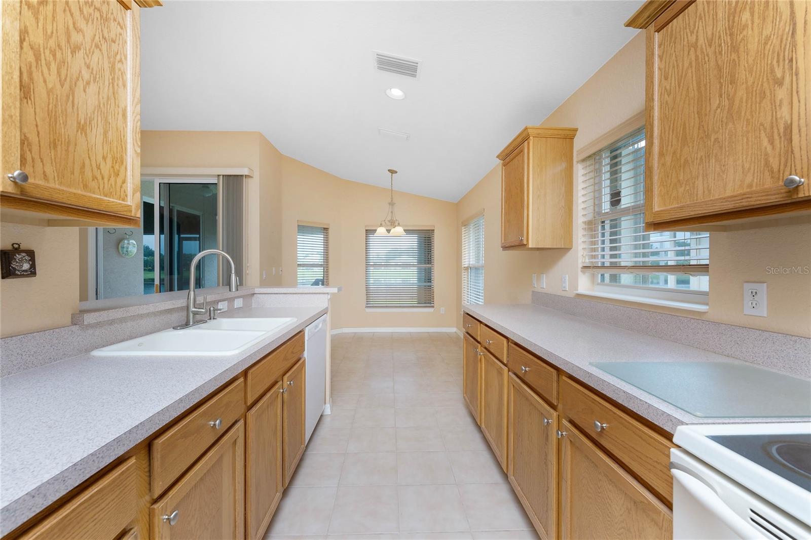 LAKESIDE PLANTATION - Residential