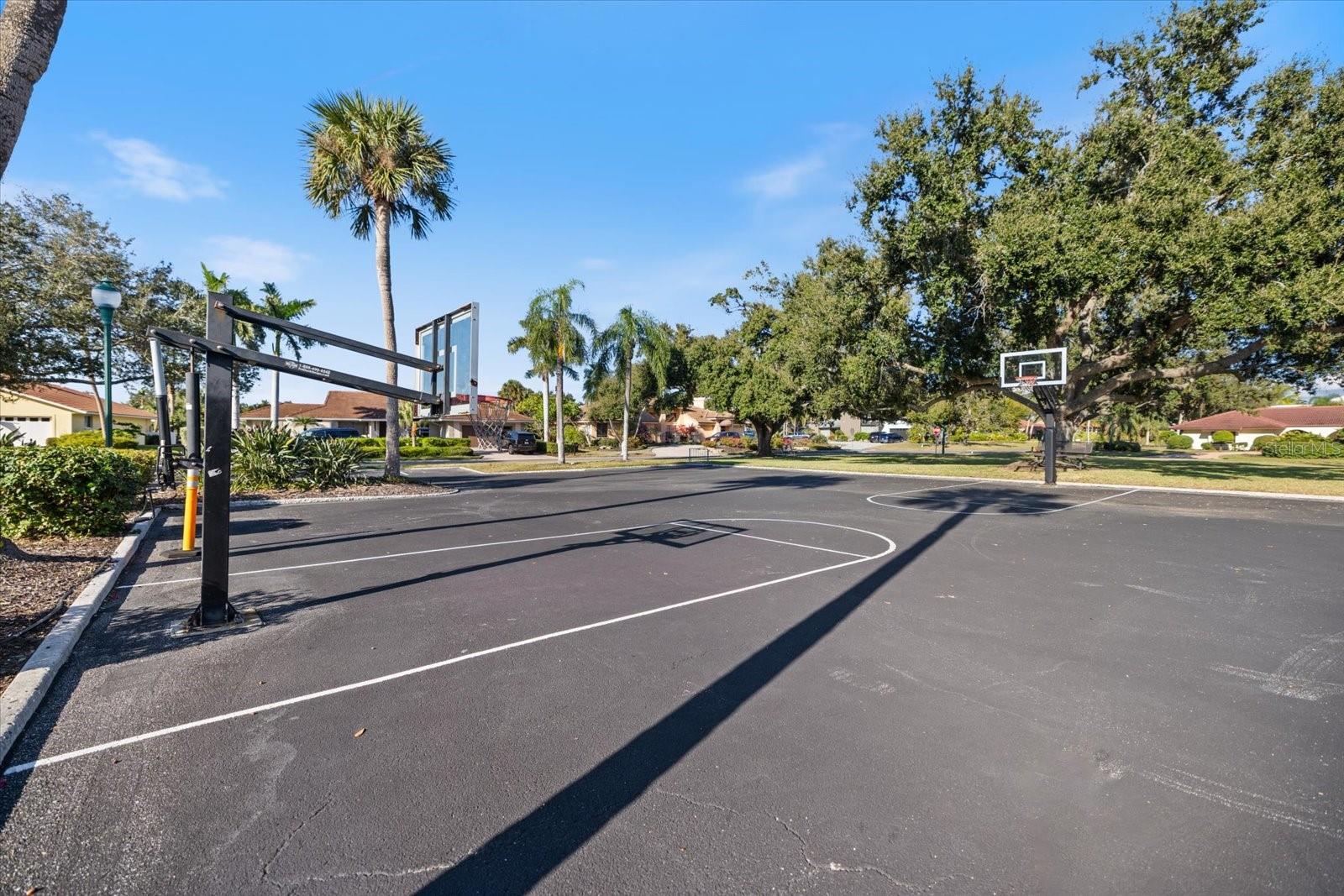 SOUTHBAY YACHT & RACQUET CLUB - Residential