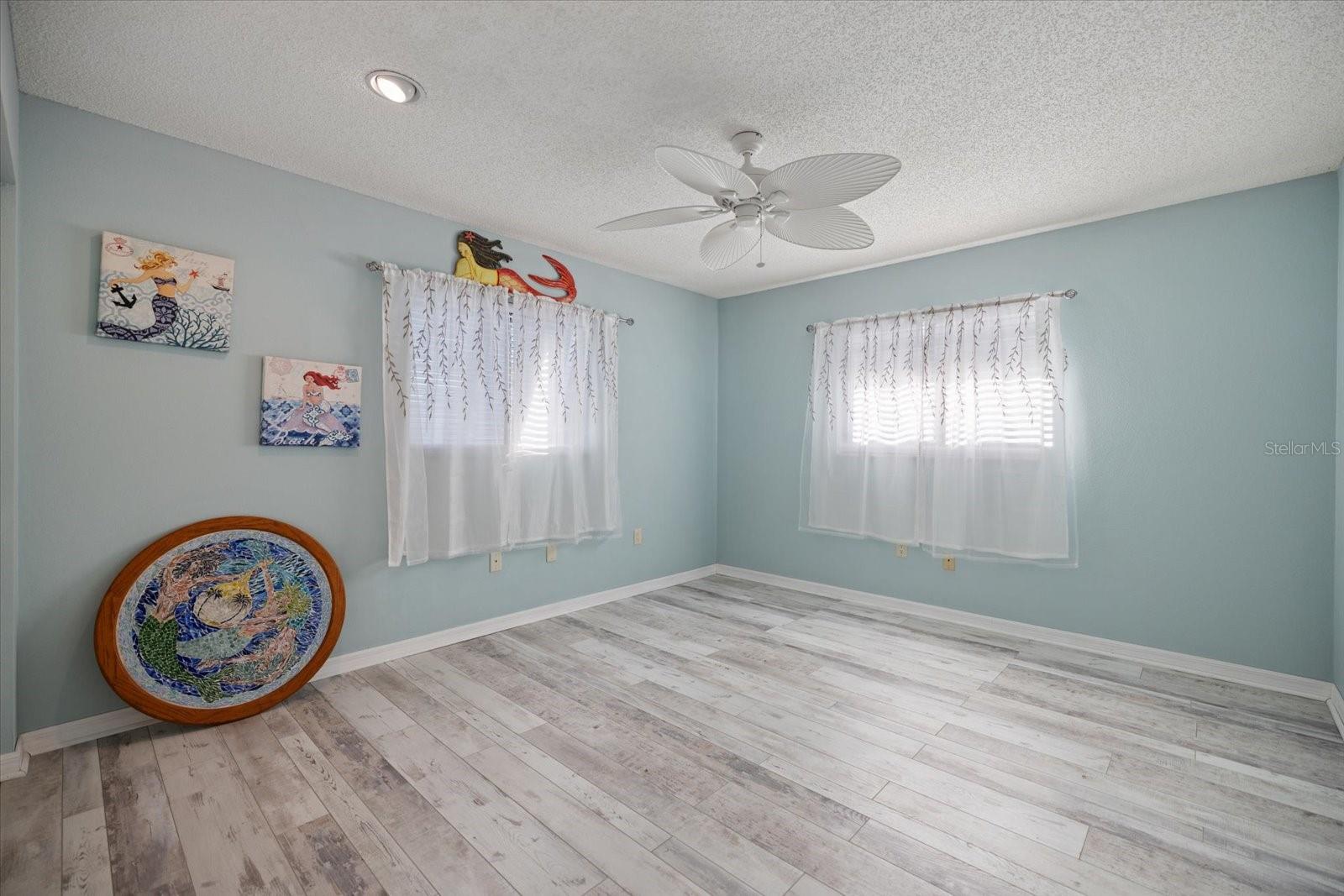 SOUTHBAY YACHT & RACQUET CLUB - Residential