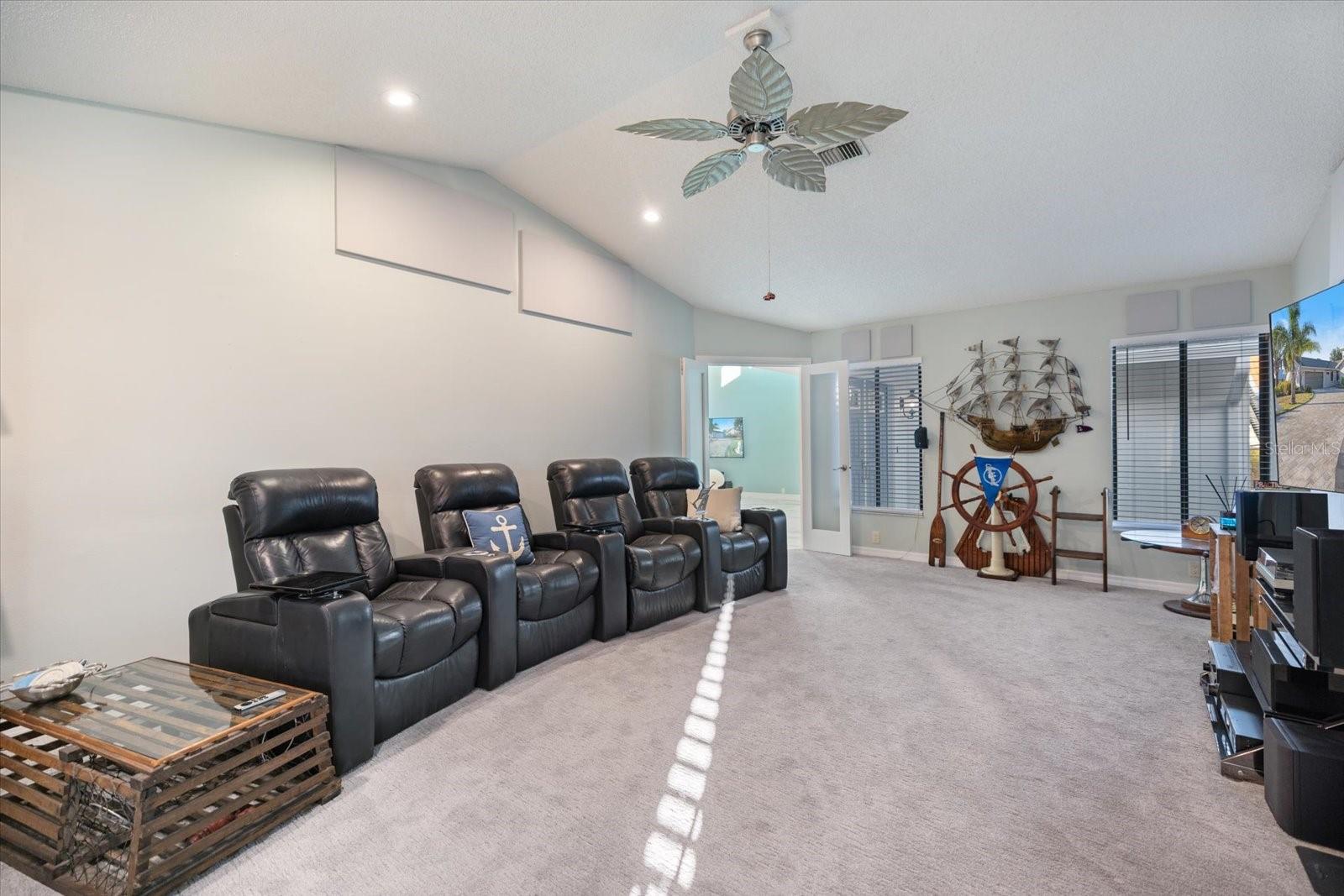 SOUTHBAY YACHT & RACQUET CLUB - Residential