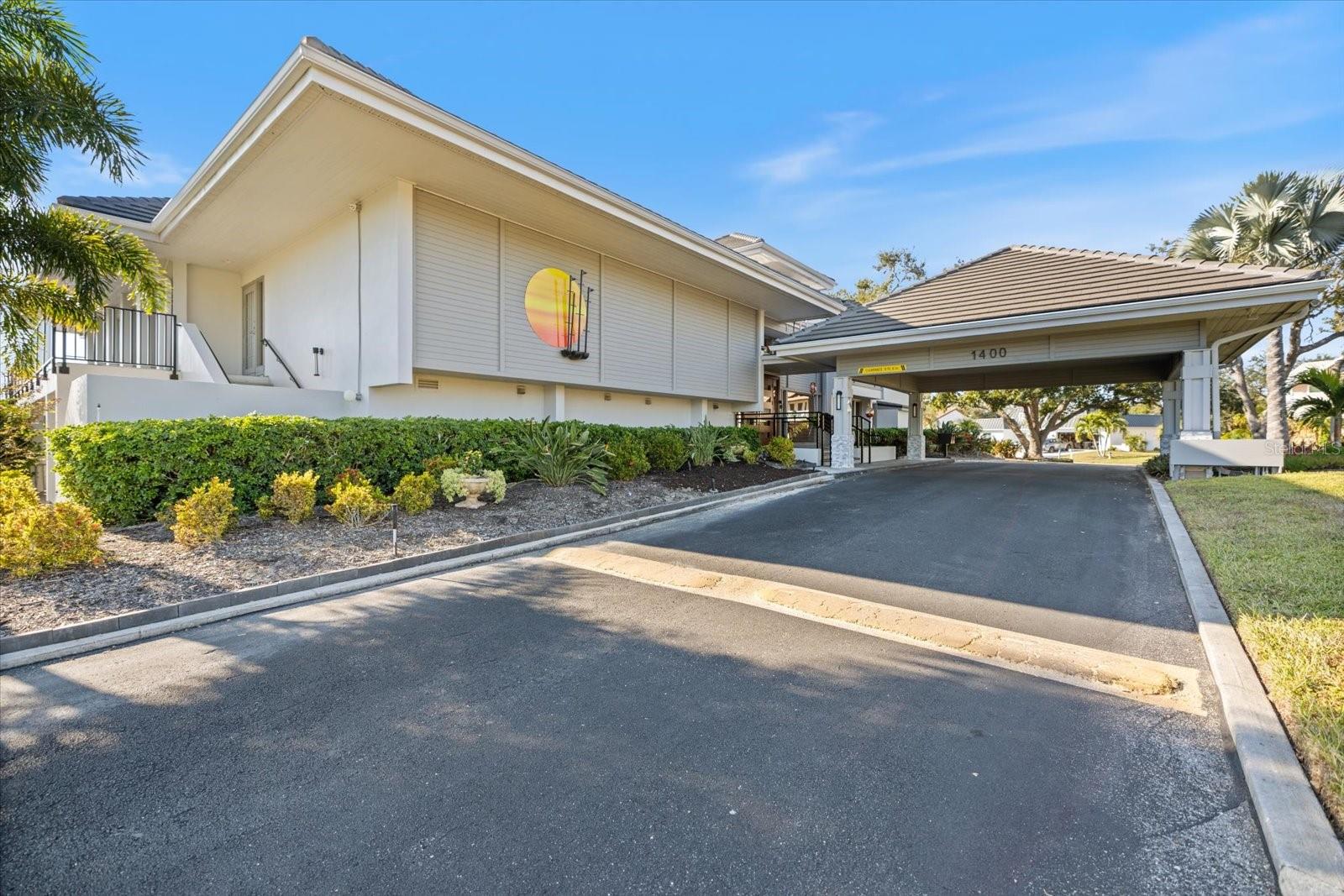 SOUTHBAY YACHT & RACQUET CLUB - Residential