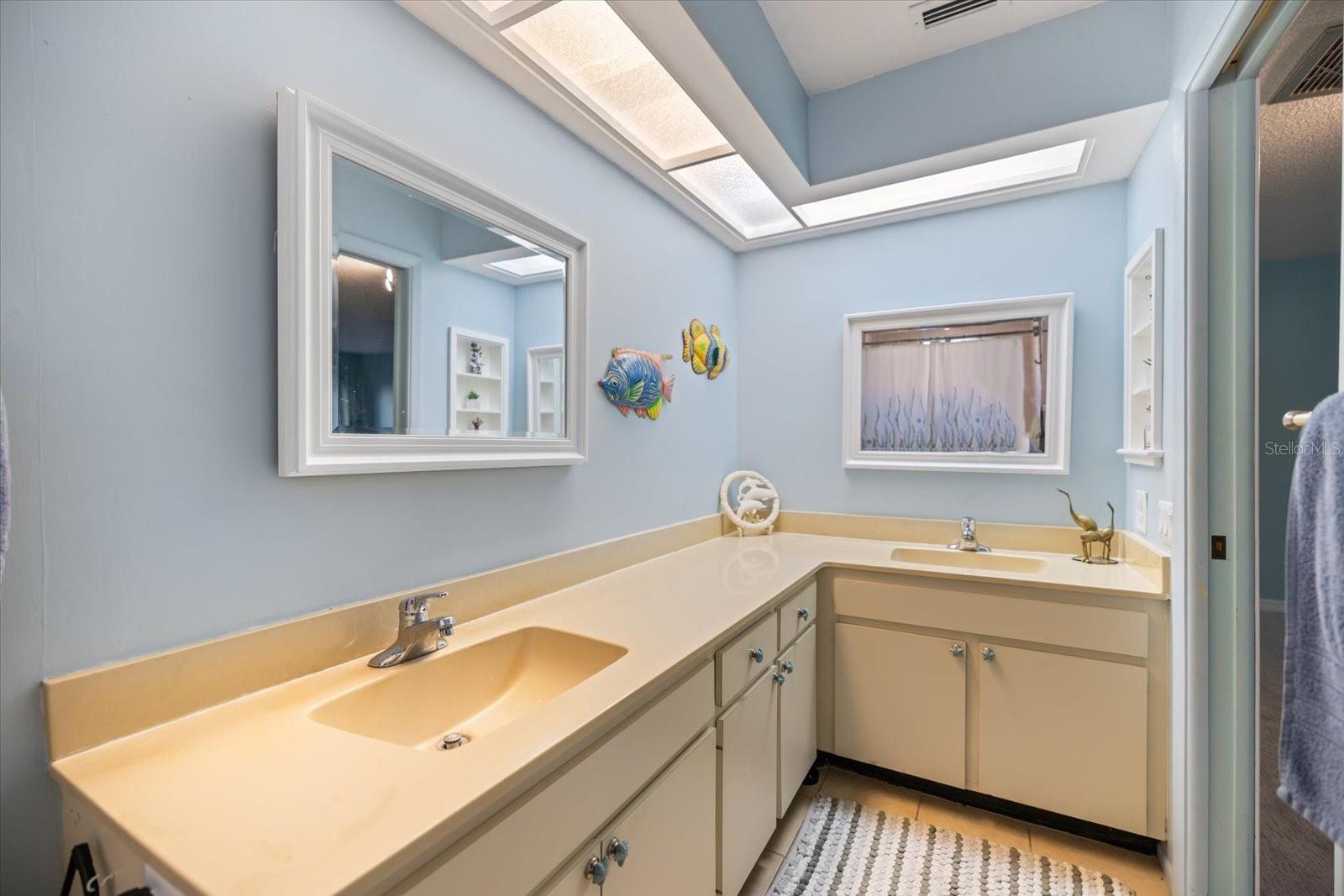 SOUTHBAY YACHT & RACQUET CLUB - Residential