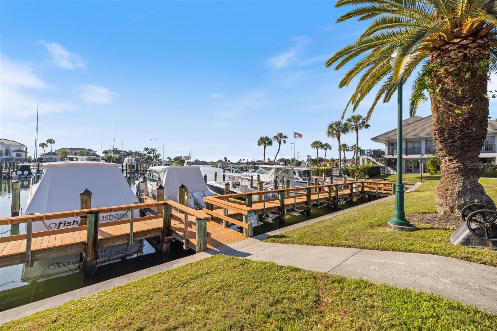 SOUTHBAY YACHT & RACQUET CLUB - Residential