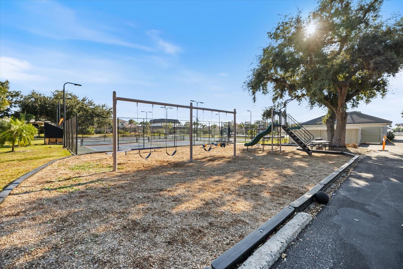 SOUTHBAY YACHT & RACQUET CLUB - Residential