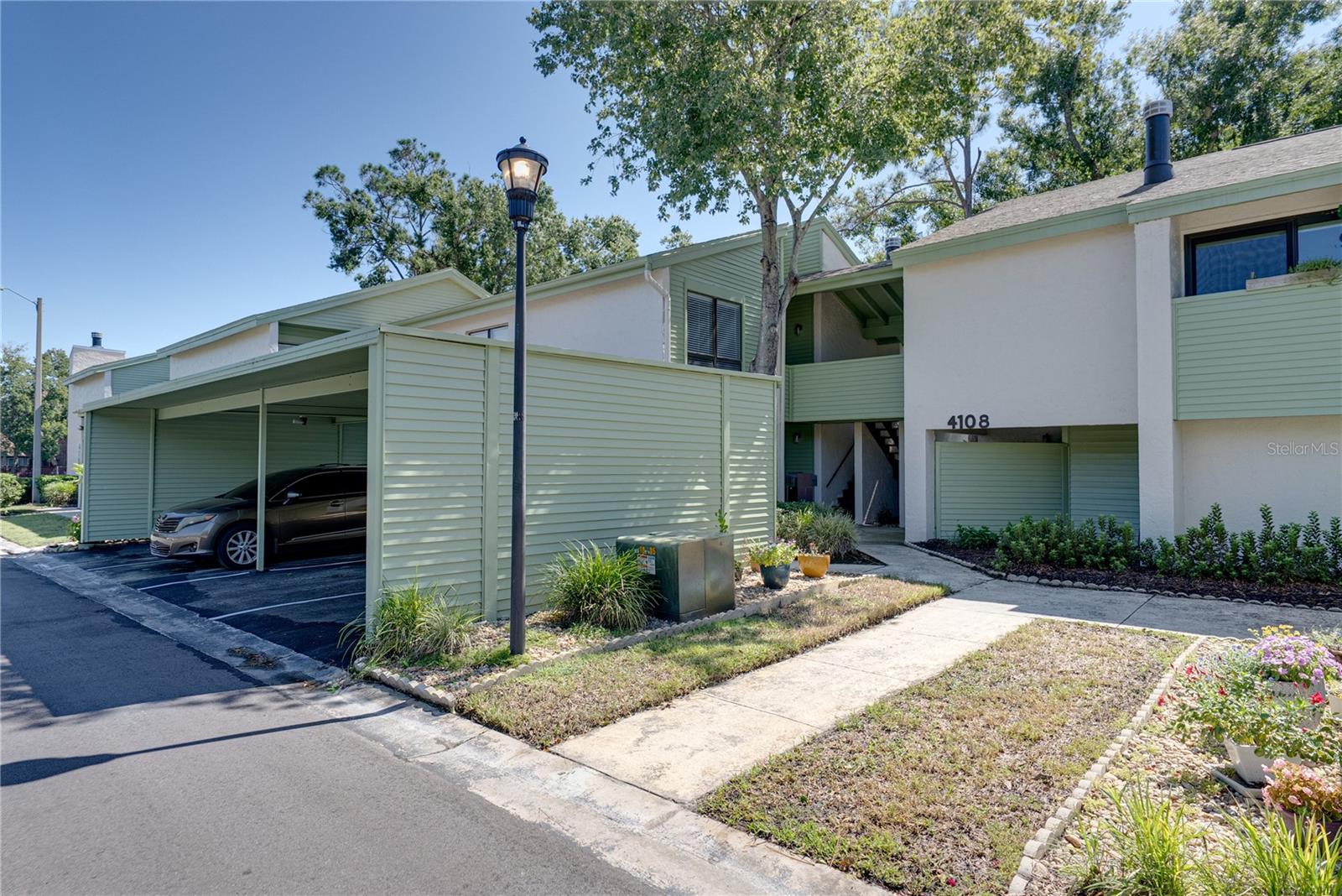 4106 PINELAKE LANE 101
