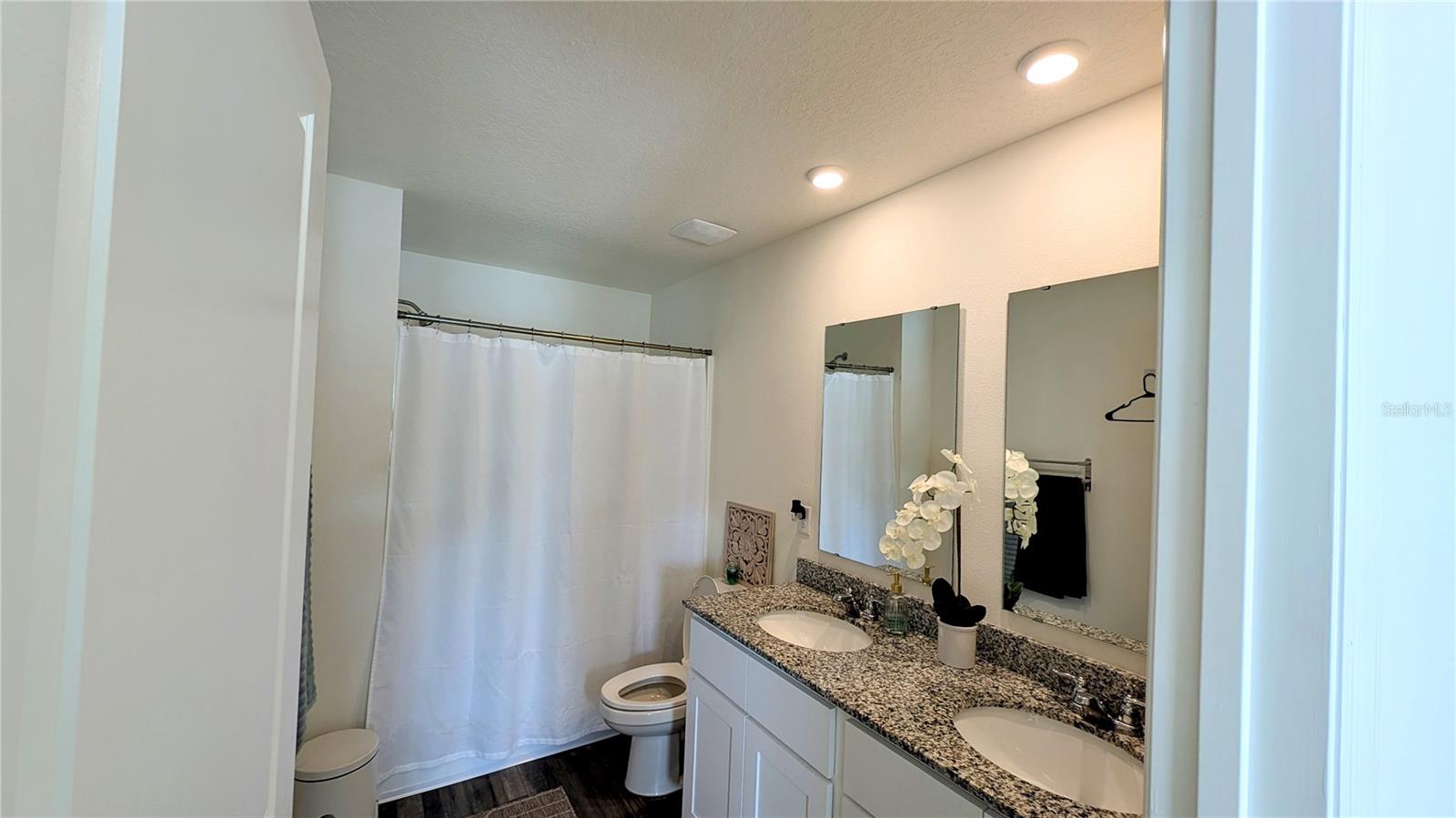 SCENIC TERRACE SOUTH PH 1 - Residential Lease