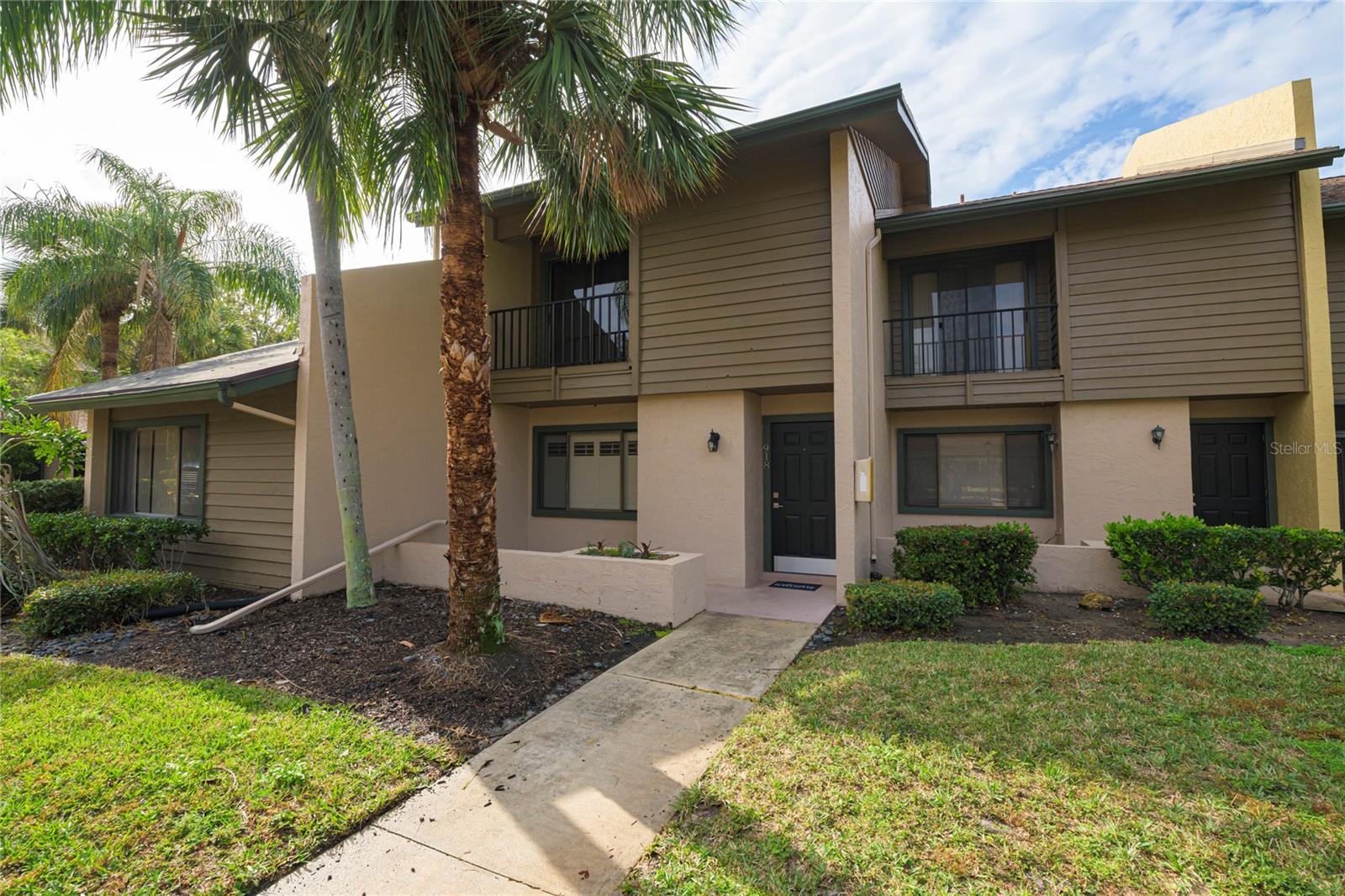 Available immediately!! -- Meticulously maintained and recently updated 2 bedroom/ 2.5 bath two-story townhome perfectly located with close
proximity to downtown Sarasota, Bradenton, beaches, the UTC mall, and much more! The interior of this unit has recently been beautifully
updated with LVP flooring throughout the entire unit. As you walk through the front door you will be greeted by the designated dining room. As
you continue through you will pass by the kitchen area which offers wonderful stone counters and overlooks both the dining and family
room/backyard. Entertaining here will be a breeze with an abundance of space in the family room and sliders overlooking the large back patio
and yard. Upstairs you will find the two large bedrooms, both equipped with en-suite bathrooms and plenty of closet space. Also, each bedroom comes with its own balcony to enjoy true Florida living! This unit comes with two reserved parking spots including one covered spot right out your front door. The community itself offers wonderful amenities including a large pool, clubhouse, and many lakes to enjoy! Give us a call now! --- Some photos have been virtually staged.