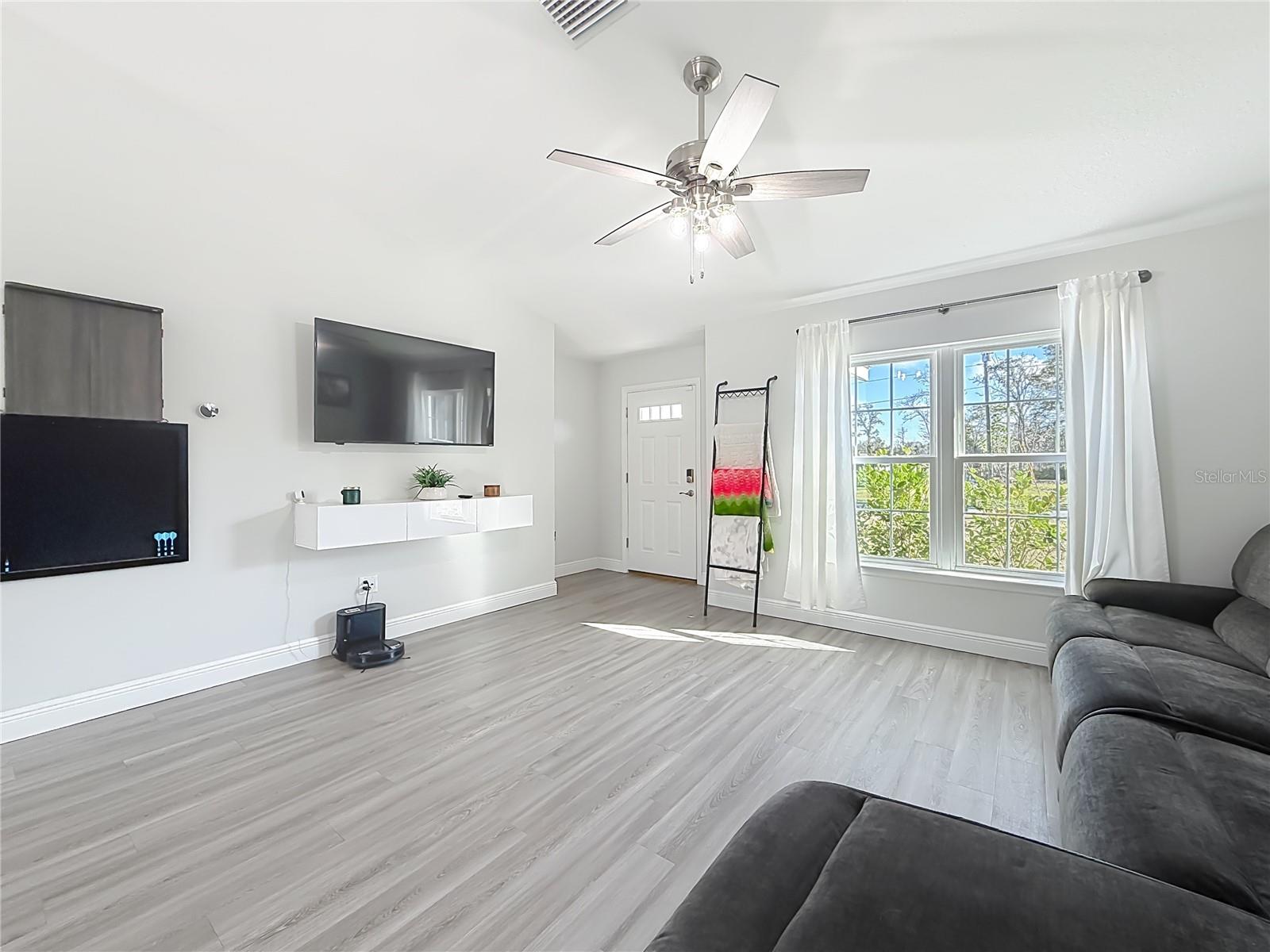 CITRUS SPGS UNIT 23 - Residential