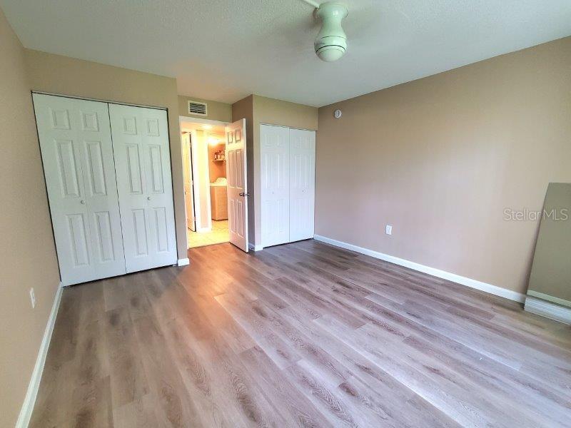ISLANDER POINT - Residential Lease