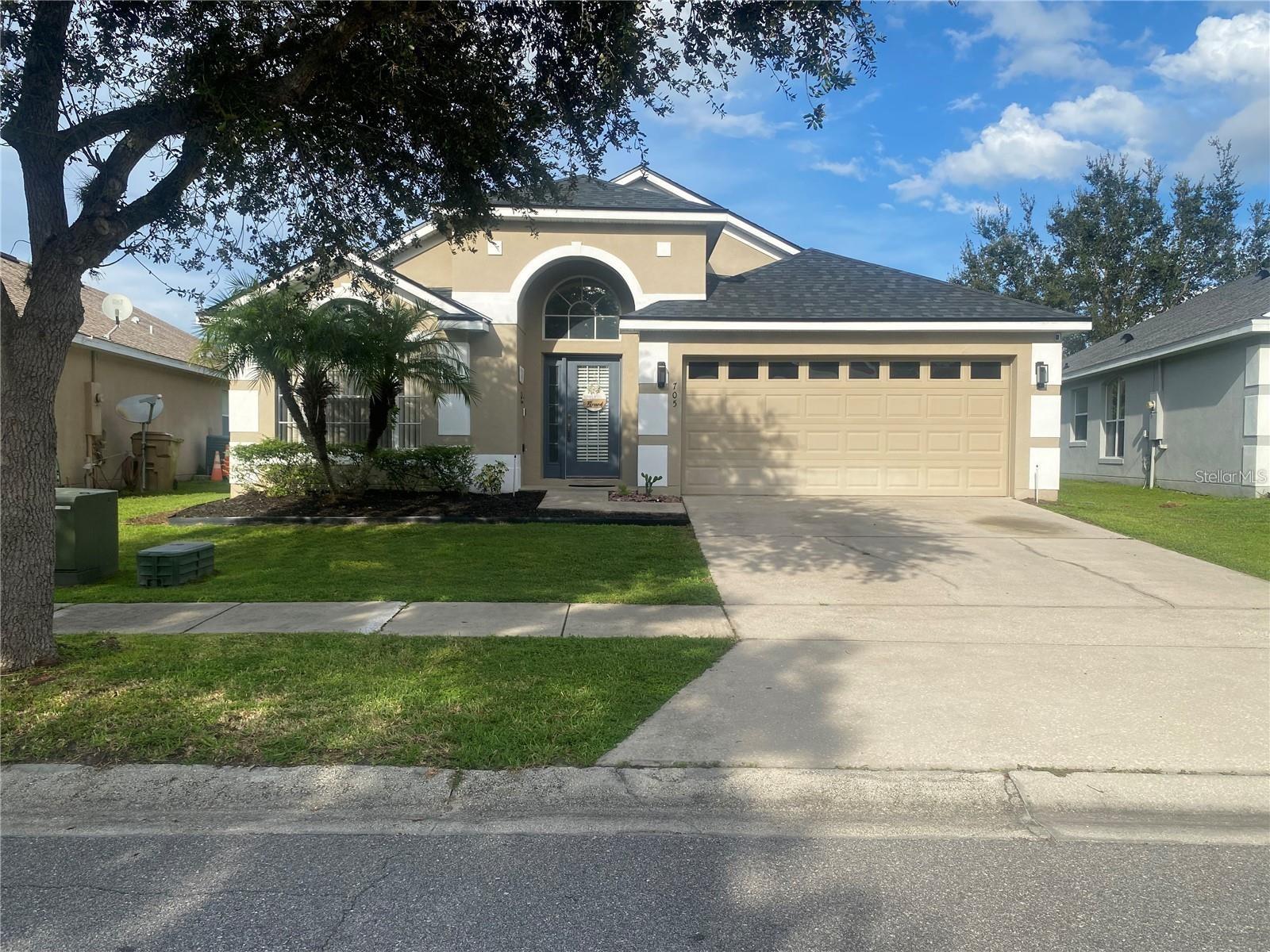 Spacious 4-bedroom, 2-bath single-family home located in the desirable Remington area of Kissimmee. This well-maintained home features a bright and open layout with plenty of natural light, large living spaces, and a comfortable floor plan perfect for families. Located in a quiet, residential community with easy access to major roads like Florida’s Turnpike, US-192, and just minutes from shopping, dining, schools, and recreational parks. Short drive to Downtown Kissimmee, St. Cloud, and Lake Nona Medical City.