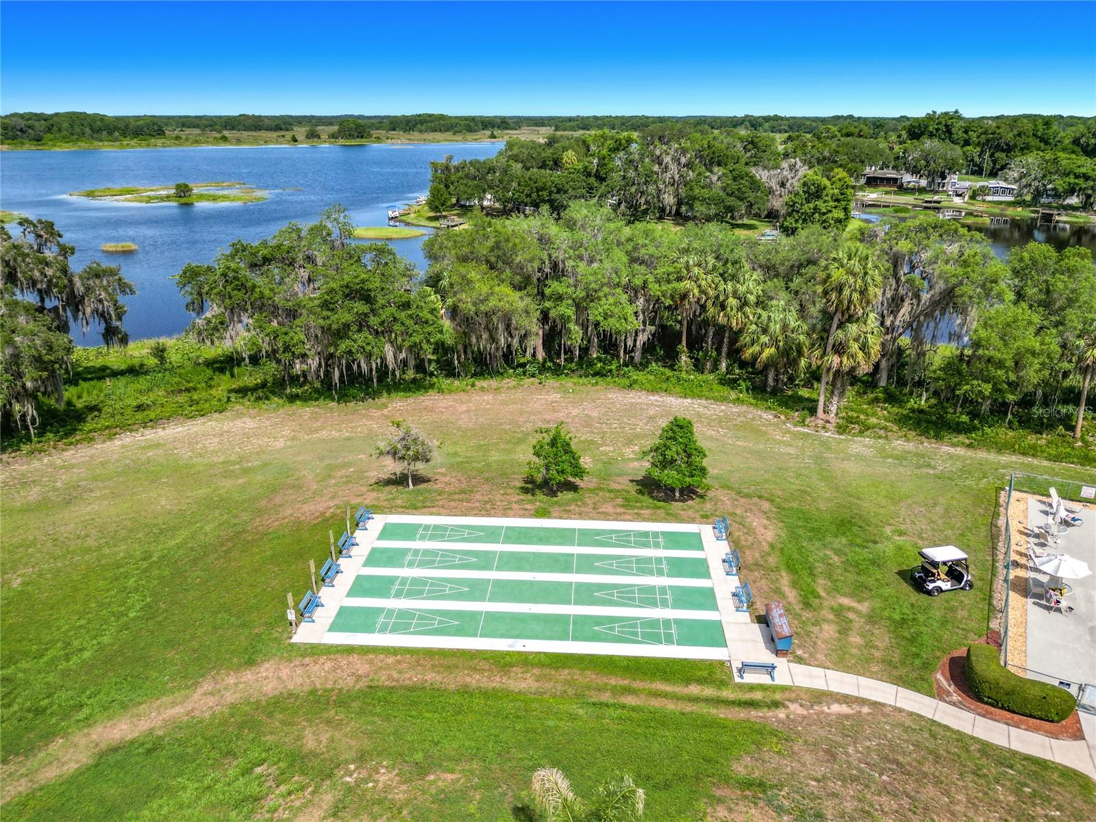 ABOR LAKES - Residential