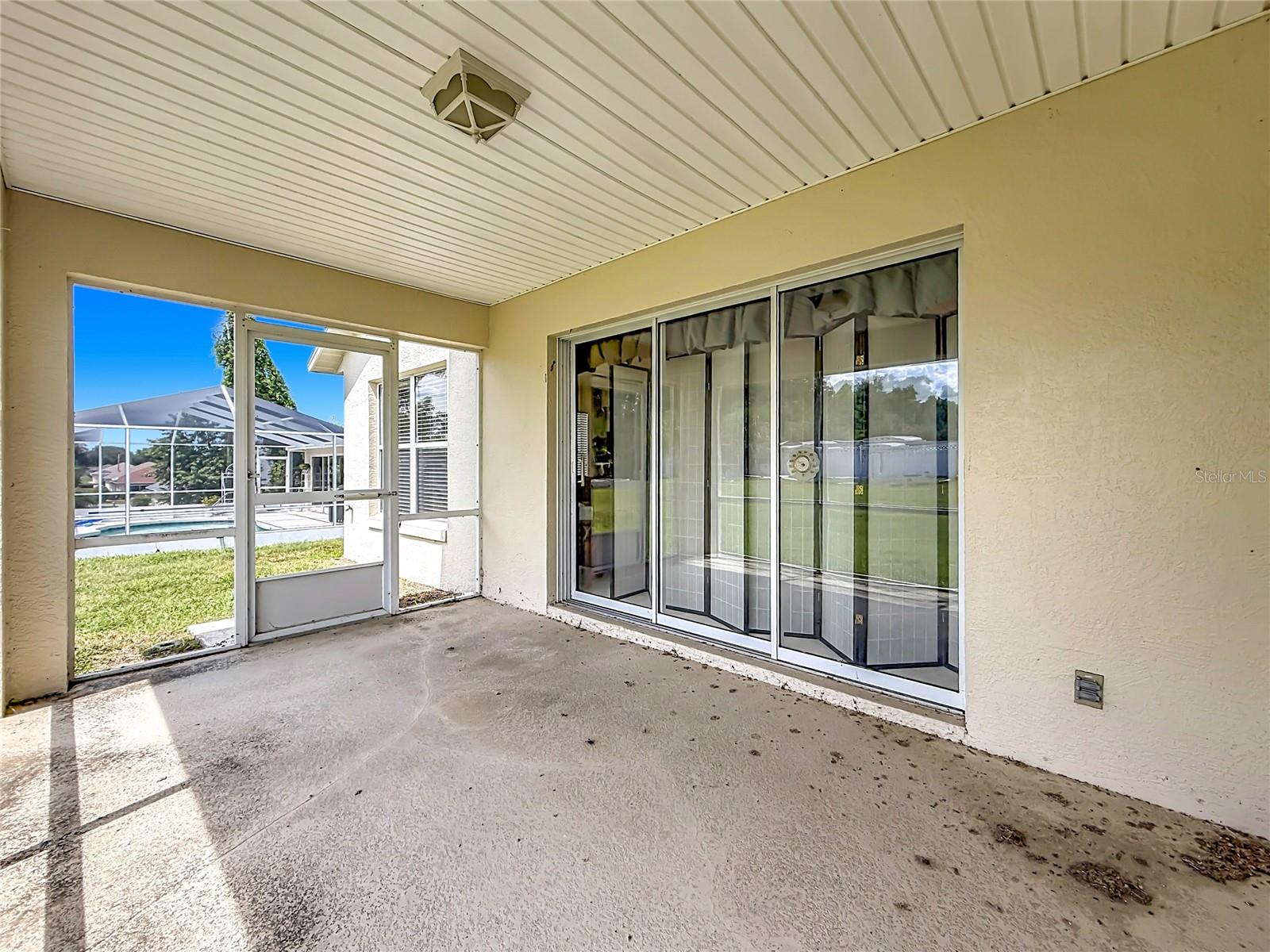 ABOR LAKES - Residential