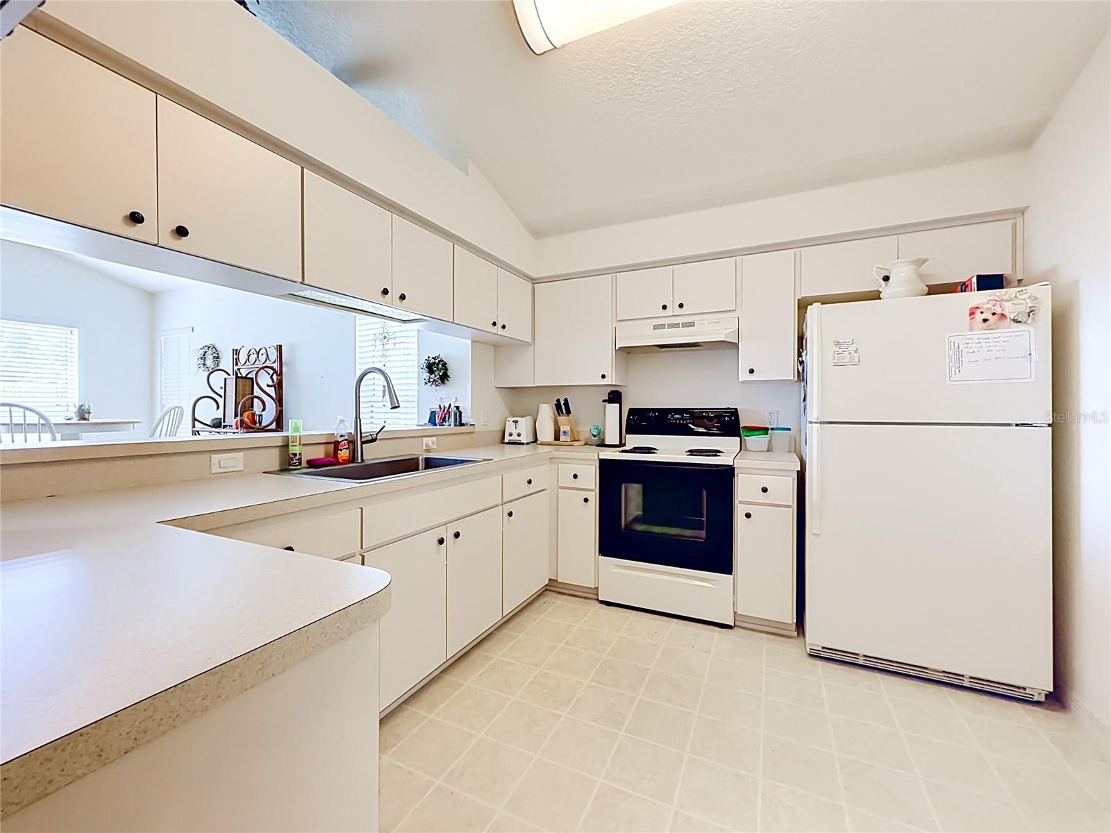 ABOR LAKES - Residential