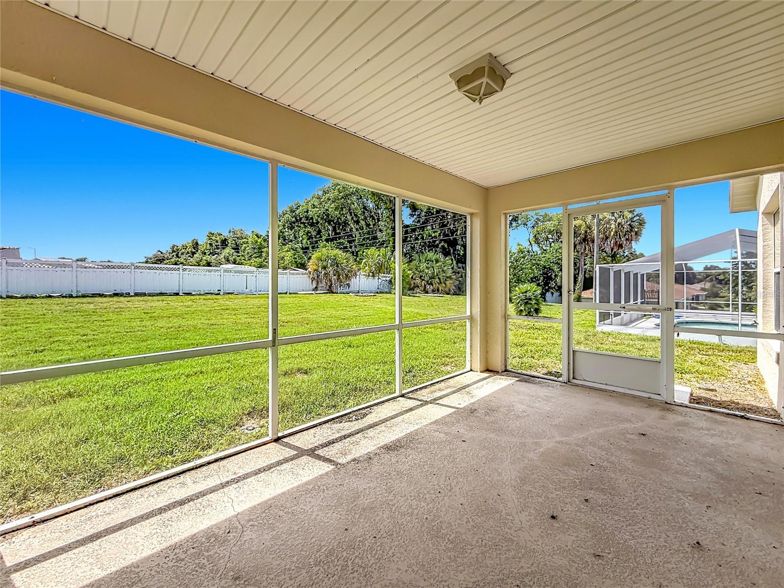 ABOR LAKES - Residential